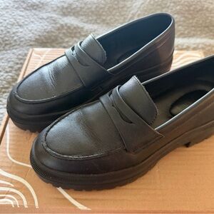 Women’s Black Leather Penny Loafers